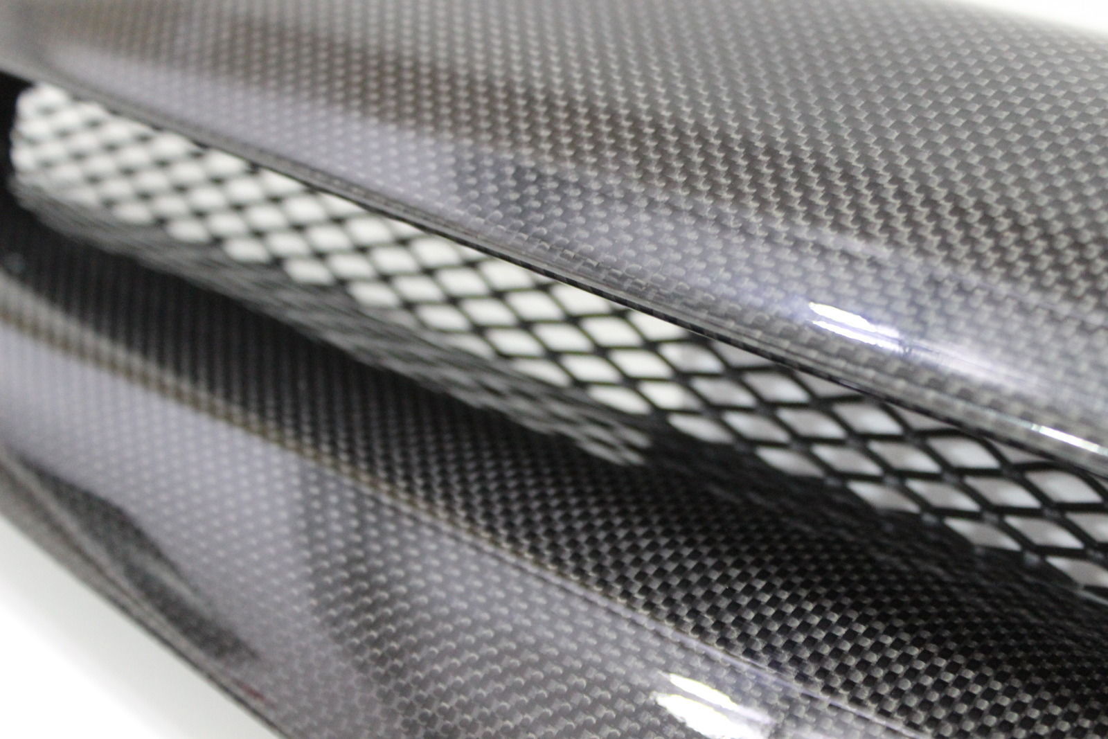 VY Letterbox grille carbon fibre HDT