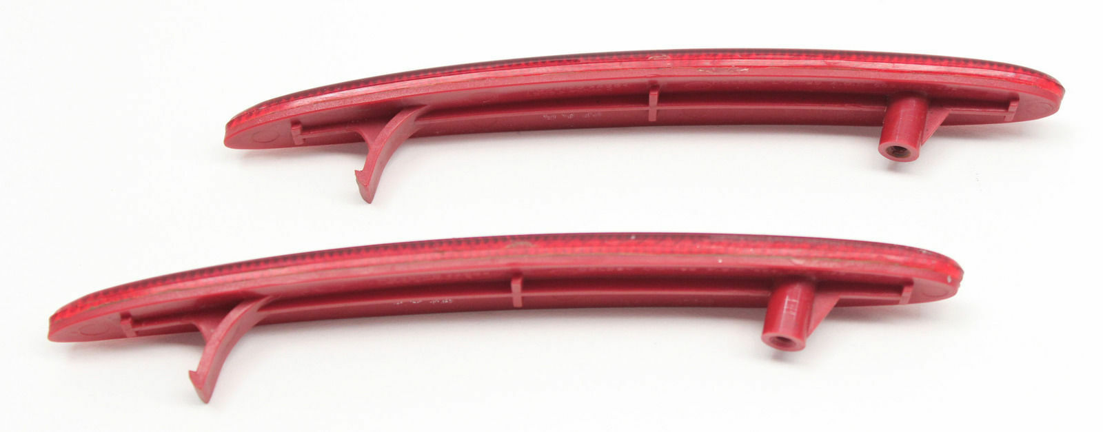 Used VX Bumper Bar Reflector Holden Commodore Rear Sedan 92076485