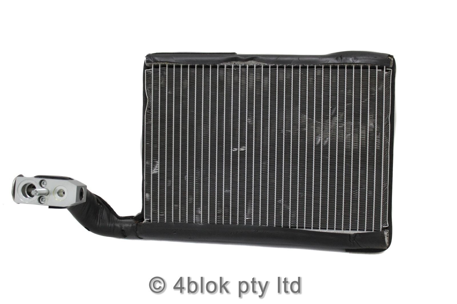 Holden Commodore VE Air conditioner cooling core Genuine AG103464 M NOS