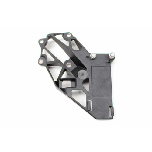 VZ WL Accelerator Pedal Bracket