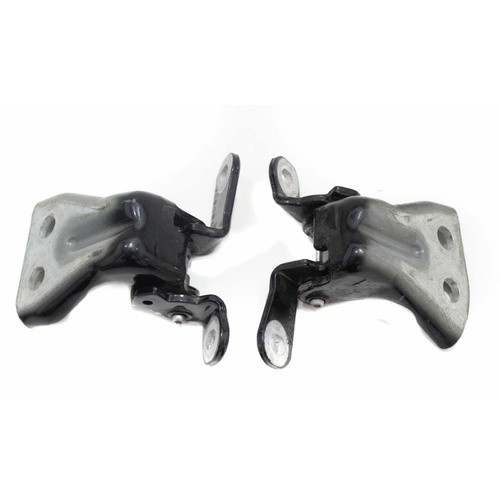 VE Drivers Right Rear Door Hinges Pair Phantom Black 