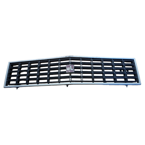 Used Holden WB Genuine Radiator Grille With Badge Silver/ Black 92006421 Ute