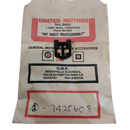 NOS HD HR HK HT HG Wiper Link Clip