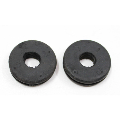 VK Berlina 6Cyl 202 Inner Guard Grommets 