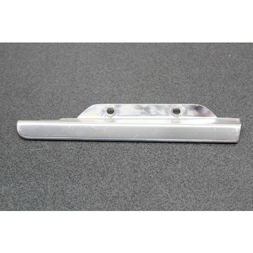 VC SL/E RHR Chrome Quarter Mould Trim 