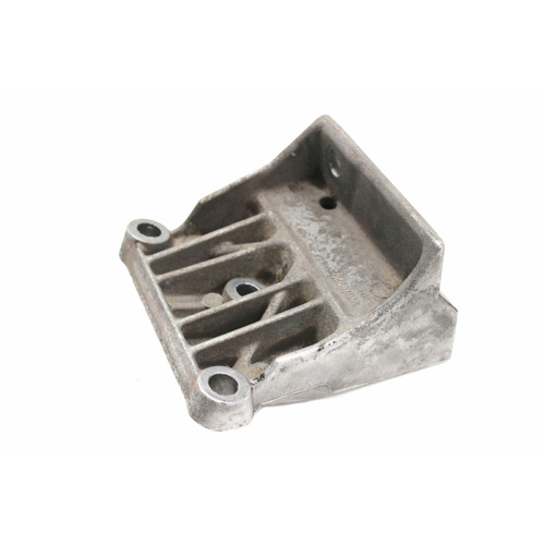 Used VT VX WH VU VY WK 3.8 Litre V6 Ecotec Left Engine Mount Bracket 