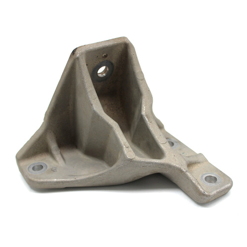 VE WM 3.0 Litre V6  Left Engine Mount Bracket 