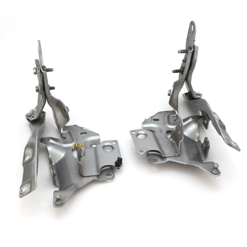 VE WM Magnum Silver Bonnet Hinge & Mounting Bracket 