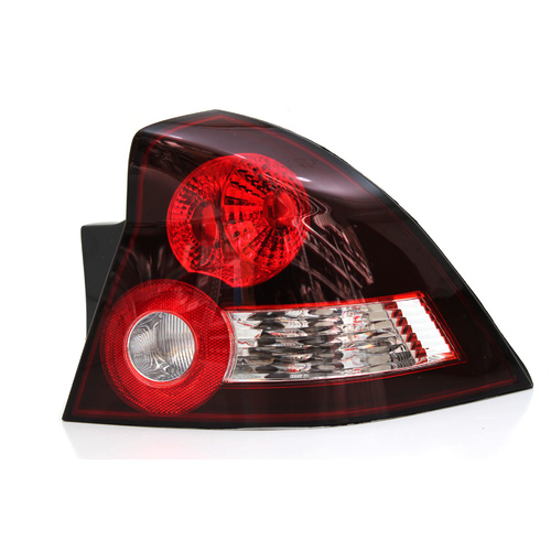 Holden Commodore VY Drivers Side Tail Light